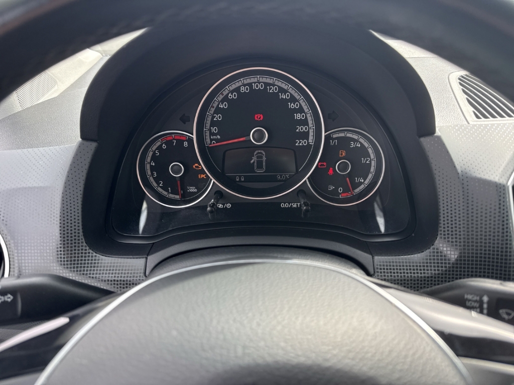 Fahrzeugabbildung Volkswagen up! IQ.DRIVE 1.0 LED-Tagfahrlicht SHZ PDC Klima