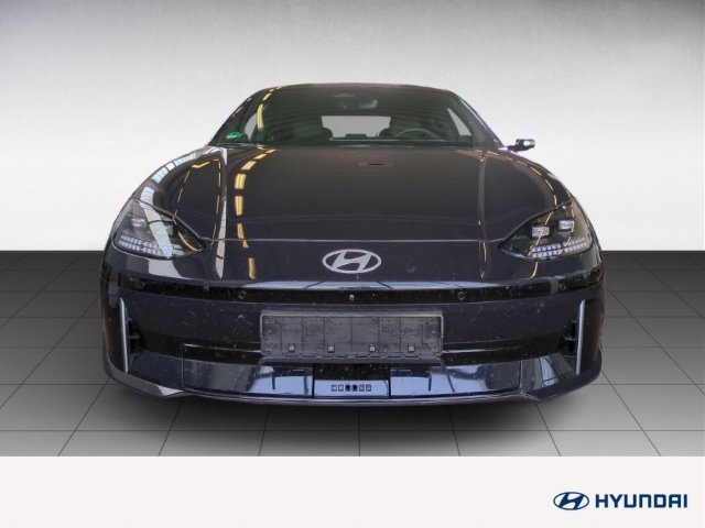 Fahrzeugabbildung Hyundai IONIQ 6 77,4kWh 4WD UNIQ Digi-Spiegel 20LM Schiebedach HUD Navi Digitales Cockpit Memory Sitze