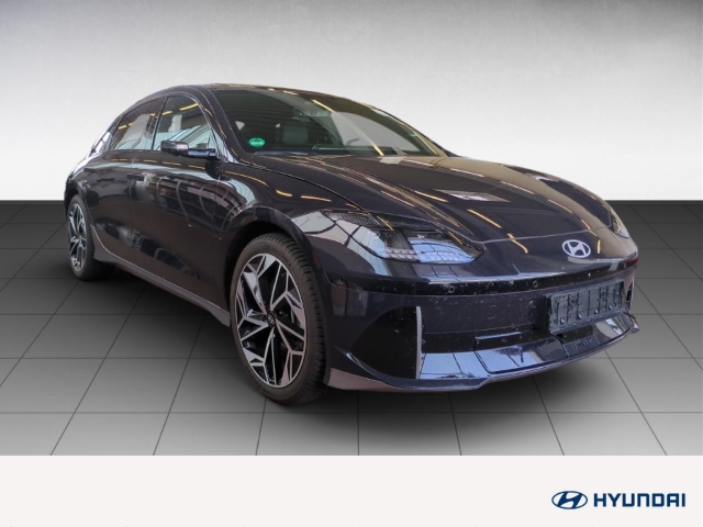 Fahrzeugabbildung Hyundai IONIQ 6 77,4kWh 4WD UNIQ Digi-Spiegel 20LM Schiebedach HUD Navi Digitales Cockpit Memory Sitze