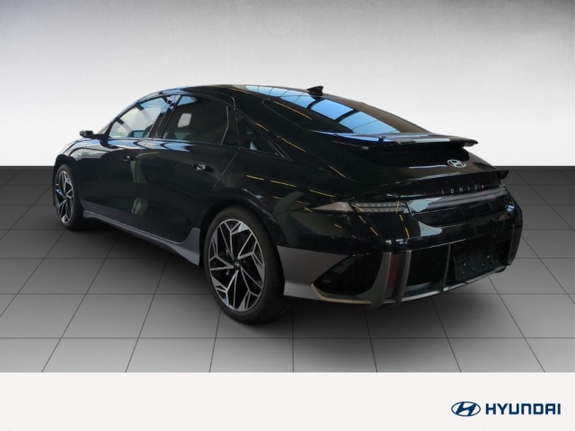 Fahrzeugabbildung Hyundai IONIQ 6 77,4kWh 4WD UNIQ Digi-Spiegel 20LM Schiebedach HUD Navi Digitales Cockpit Memory Sitze