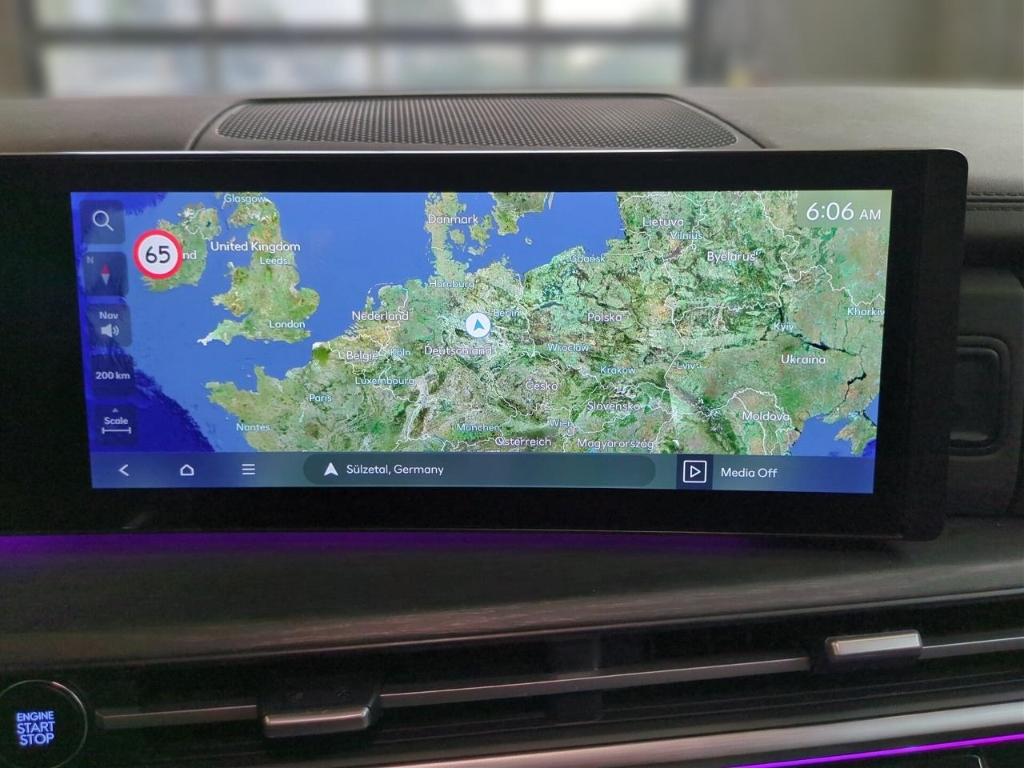 Fahrzeugabbildung Hyundai SANTA FE PHEV MY25 1.6 AT 4WD Signature Dig-Key 5-Sitz Navi Leder Digitales Cockpit