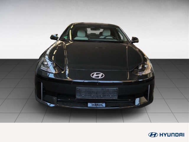 Fahrzeugabbildung Hyundai IONIQ 6 77,4kWh 4WD UNIQ HUD Navi Digitales Cockpit Memory Sitze Soundsystem Bose