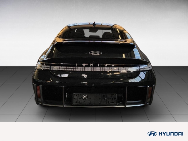 Fahrzeugabbildung Hyundai IONIQ 6 77,4kWh 4WD UNIQ HUD Navi Digitales Cockpit Memory Sitze Soundsystem Bose