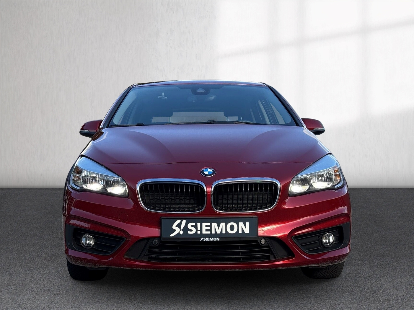 Fahrzeugabbildung BMW 218 Active Tourer Nav SHZ RFK Klima Park-Assis