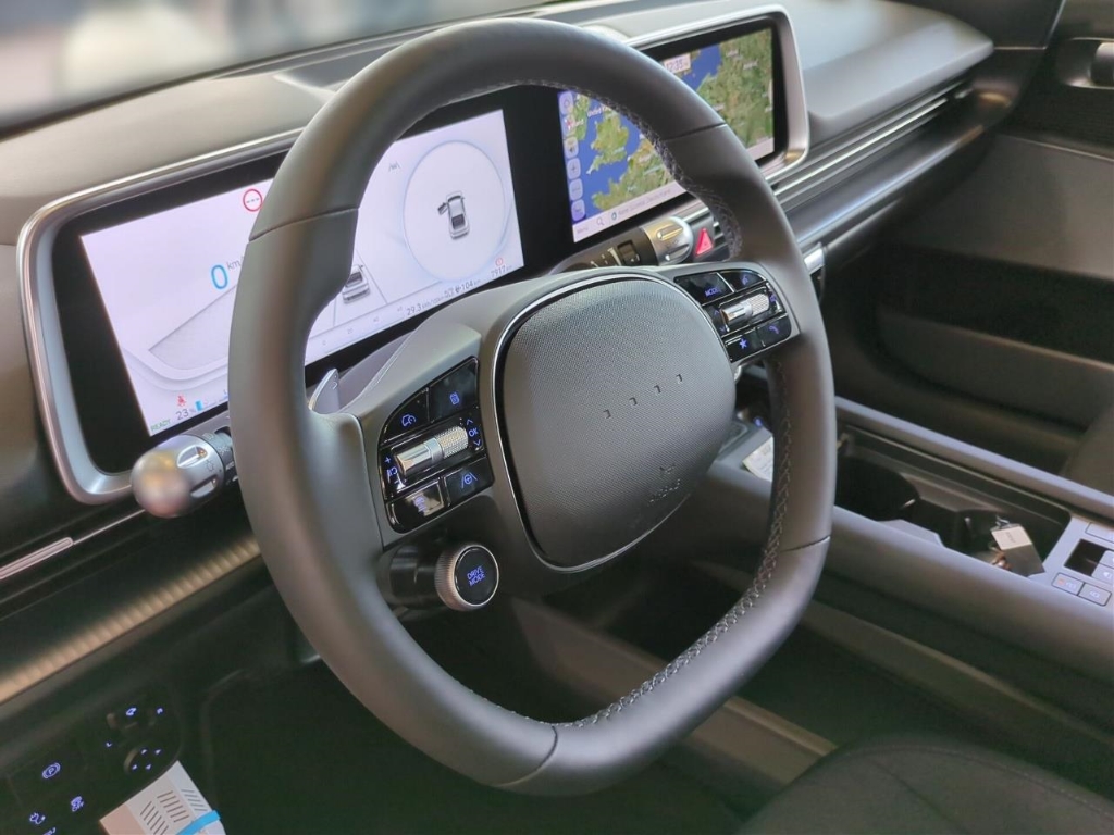 Fahrzeugabbildung Hyundai IONIQ 6 77,4kWh 2WD MY25 DYNAMIQ Navi Digitales Cockpit LED ACC El. Heckklappe Apple CarPlay