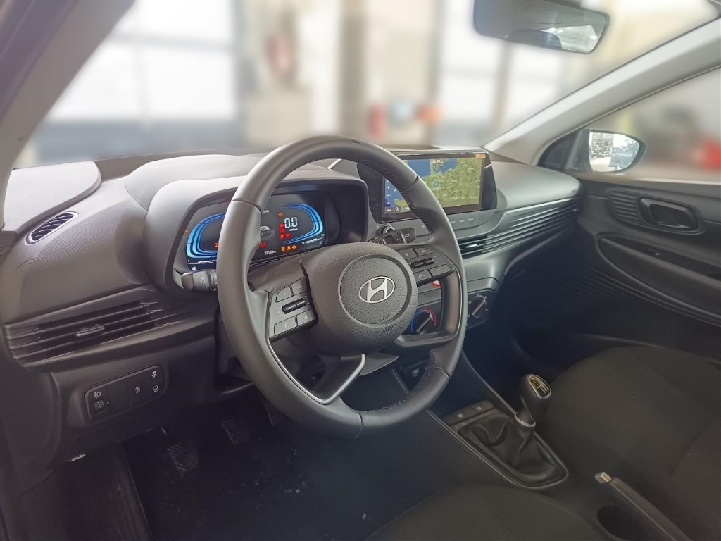 Fahrzeugabbildung Hyundai BAYON FL 1.0 T-GDI MT MY25 Select Navi Apple CarPlay Android Auto Fahrerprofil Musikstreaming