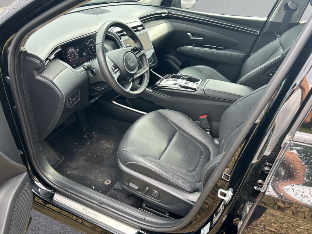 Fahrzeugabbildung Hyundai TUCSON 1.6 T-GDi 7-DCT 4WD PRIME Assist-P. Navi Leder Digitales Cockpit Soundsystem