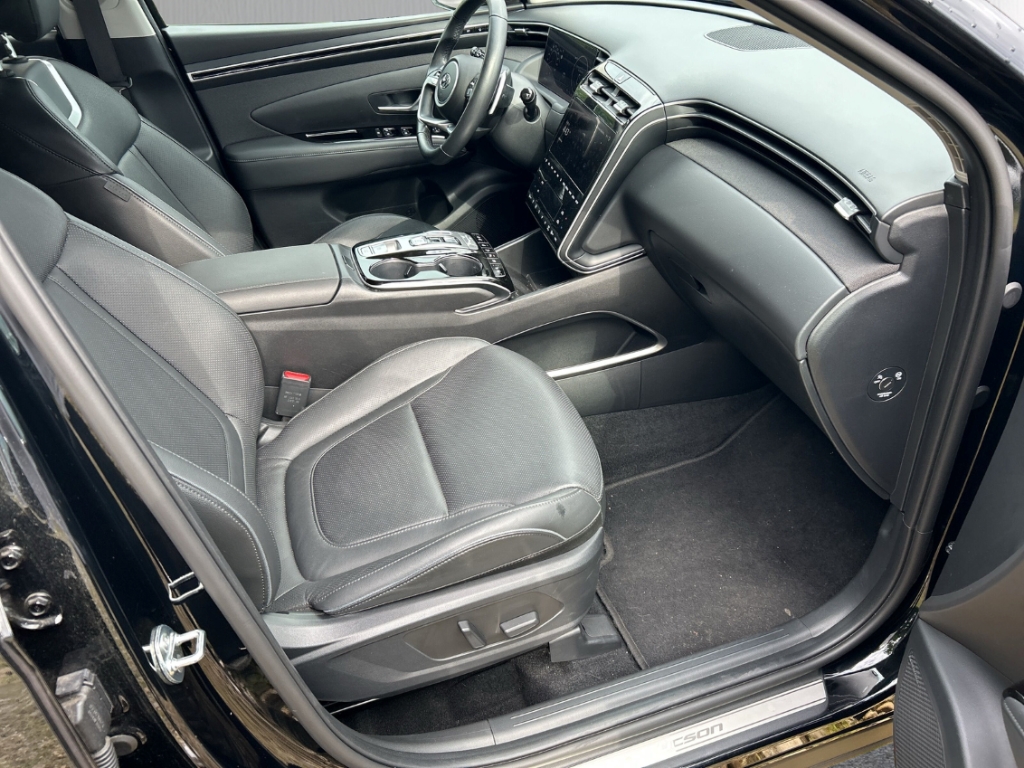 Fahrzeugabbildung Hyundai TUCSON 1.6 T-GDi 7-DCT 4WD PRIME Assist-P. Navi Leder Digitales Cockpit Soundsystem