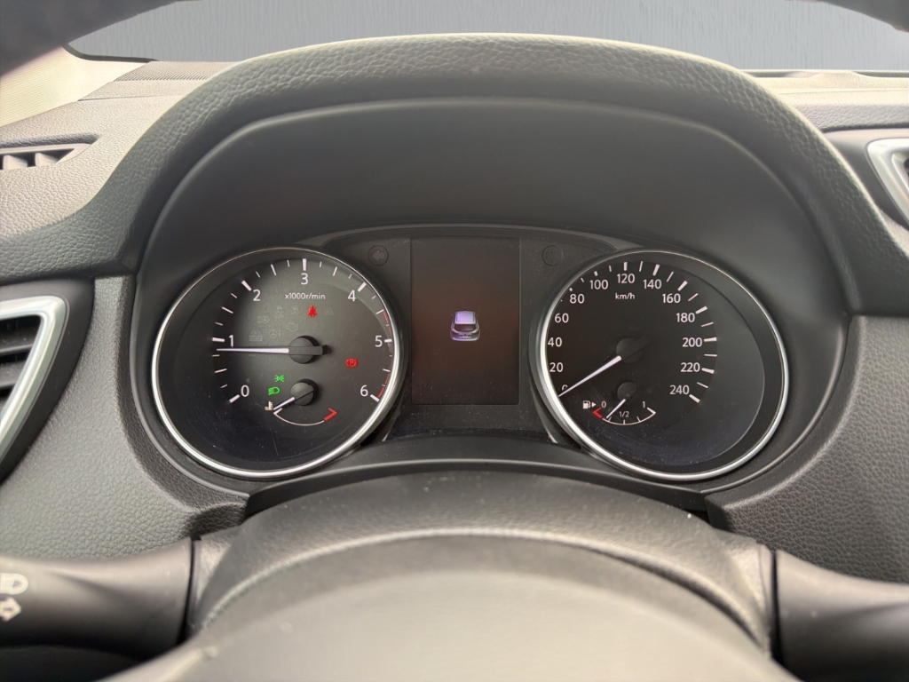 Fahrzeugabbildung Nissan Qashqai 1.7 dCi N-Way Pano, AHK, behz.Frontsch. SitzHzg. Navi