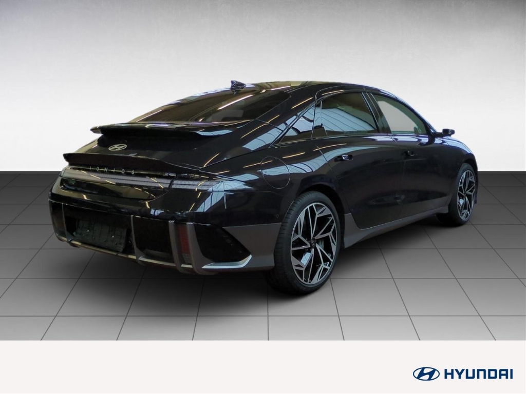 Fahrzeugabbildung Hyundai IONIQ 6 4WD 77,4kWh UNIQ Digi-Spiegel 20LM HUD Navi Digitales Cockpit Memory Sitze