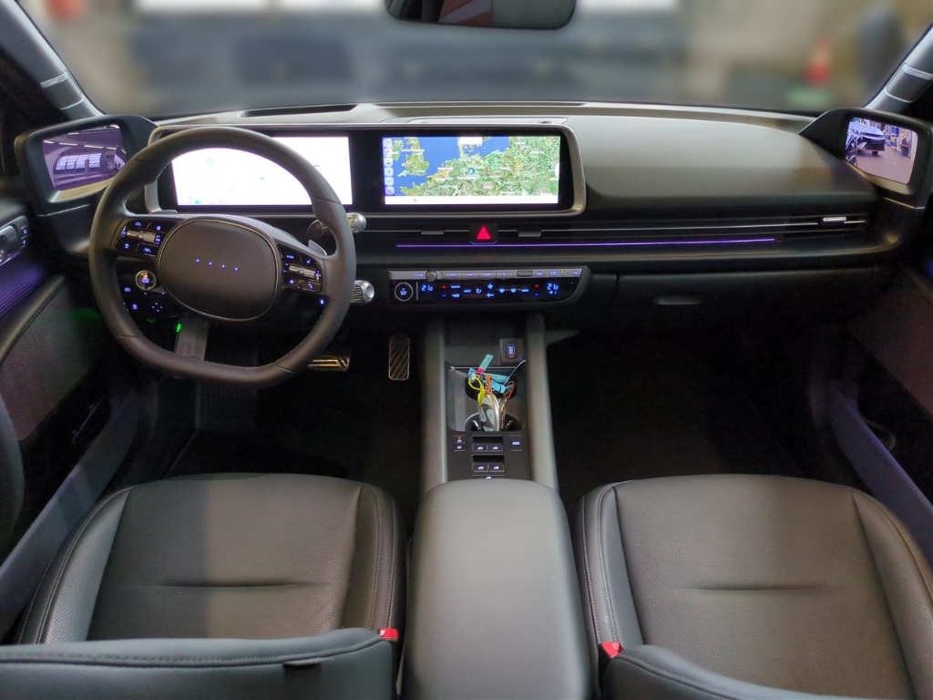 Fahrzeugabbildung Hyundai IONIQ 6 4WD 77,4kWh UNIQ Digi-Spiegel 20LM HUD Navi Digitales Cockpit Memory Sitze