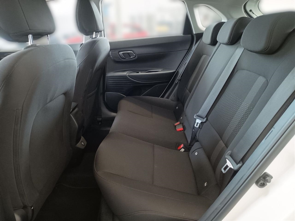 Fahrzeugabbildung Hyundai i20 FL 1.0 T-GDI MT MY25 Trend Licht-P. LED Navi Digitales Cockpit Apple CarPlay