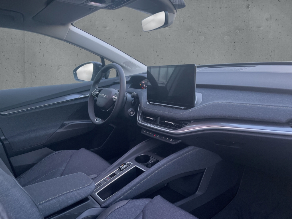Fahrzeugabbildung SKODA Elroq 60 Selection AHK LED Navi PDC Klima ACC SHZ
