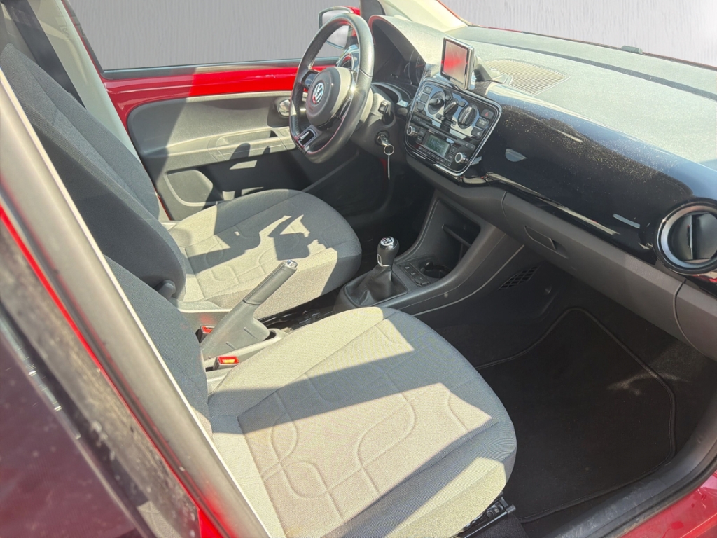 Fahrzeugabbildung Volkswagen up! BMT 1.0 move Klima GJR Tempomat PDChi Radio