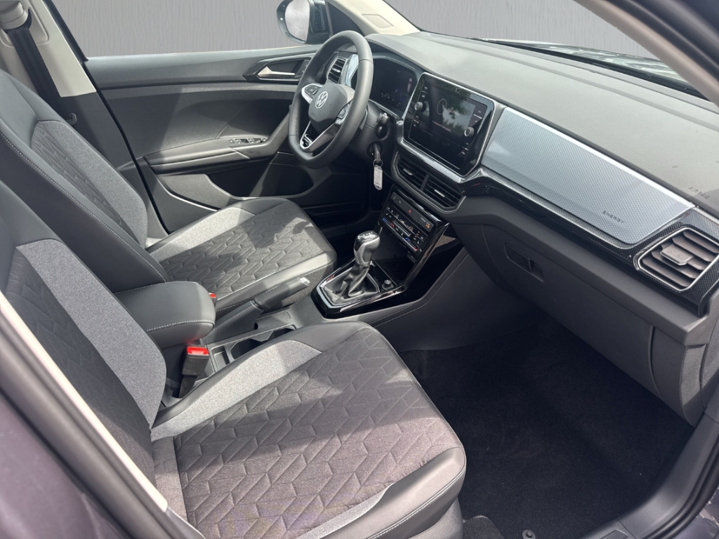 Fahrzeugabbildung Volkswagen T-Cross 1.0 TSI DSG ENERGY LED AHK GJR NAVI KAMERA