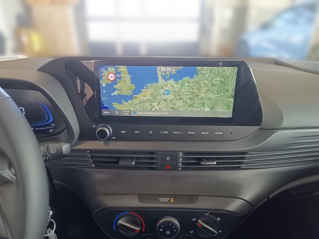 Fahrzeugabbildung Hyundai BAYON FL 1.0 T-GDI MT MY25 Select Navi Apple CarPlay Android Auto Fahrerprofil Musikstreaming