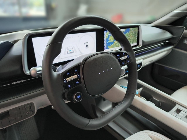 Fahrzeugabbildung Hyundai IONIQ 6 77,4kWh 4WD UNIQ HUD Navi Digitales Cockpit Memory Sitze Soundsystem Bose