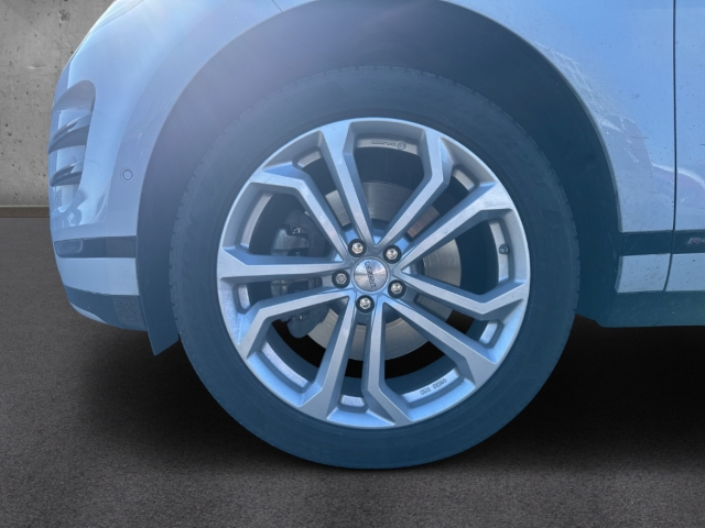 Fahrzeugabbildung Land Rover Range Rover Evoque P 200 Apple CarPlay SHZ PDC