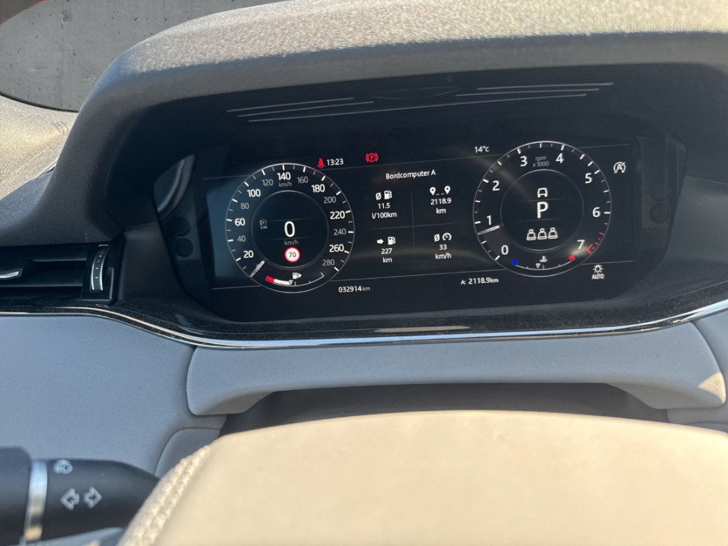 Fahrzeugabbildung Land Rover Range Rover Evoque P 200 Apple CarPlay SHZ PDC