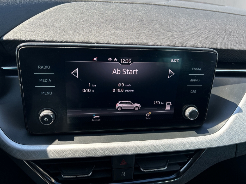 Fahrzeugabbildung SKODA Kamiq 1.0 TSI TOUR Klima SZH PDC LM17 GRA Sunset