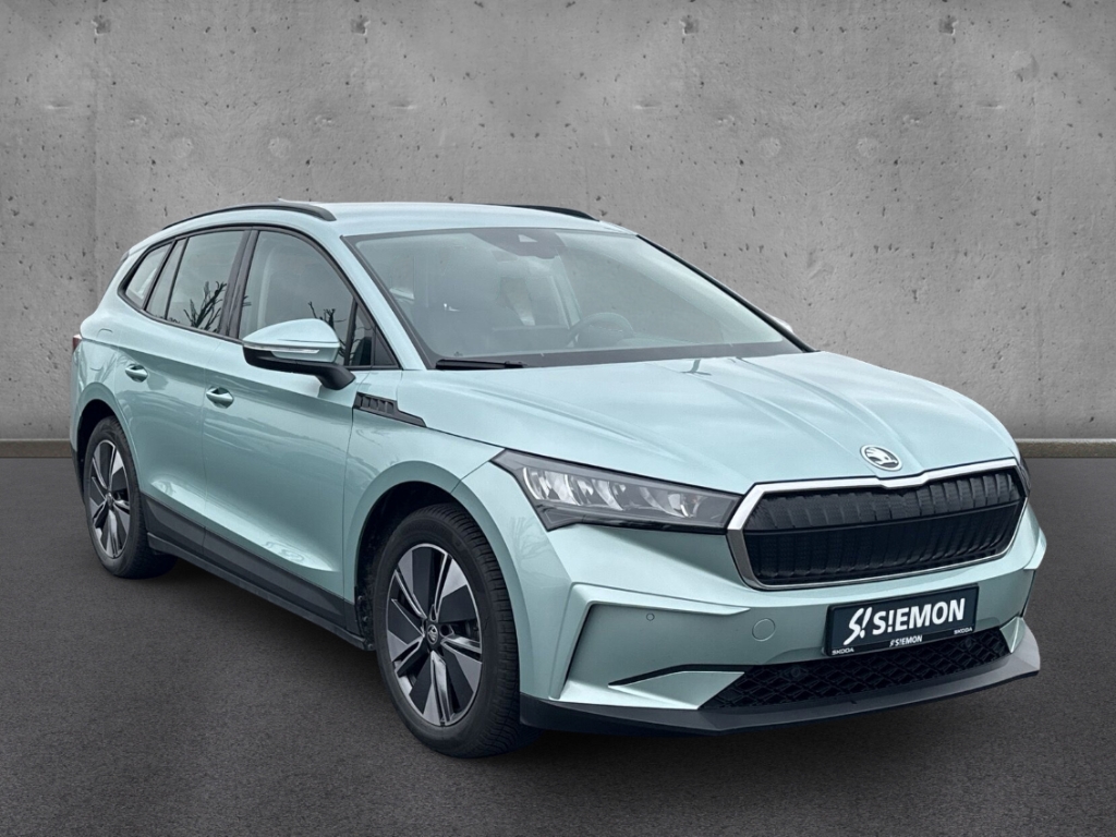 Fahrzeugabbildung SKODA Enyaq iV 60 Loft NAVI PDC GRA R-KAM Klima FrontAss