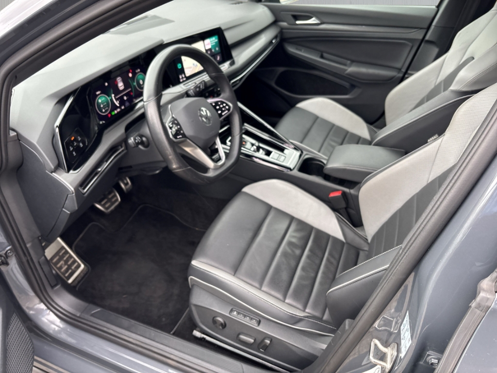Fahrzeugabbildung Volkswagen Golf VIII 2.0 GTD DSG