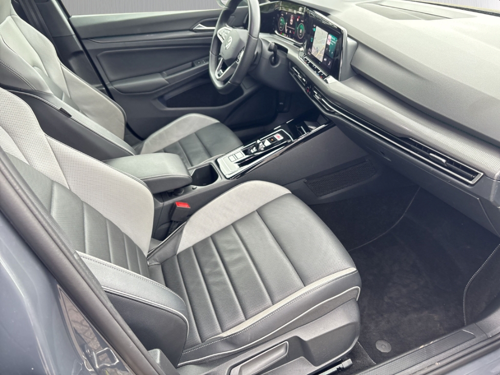Fahrzeugabbildung Volkswagen Golf VIII 2.0 GTD DSG