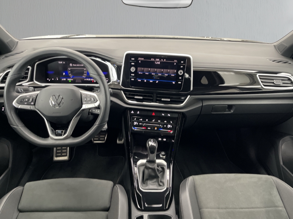 Fahrzeugabbildung Volkswagen T-Roc 1.5 TSI DSG R-Line AHK LED+ Nav ACC Kamera