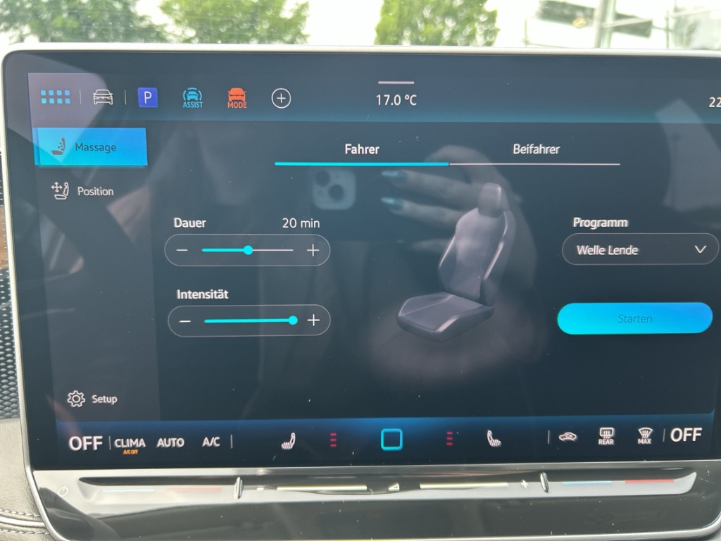 Fahrzeugabbildung Volkswagen Passat Variant 2.0 TDI DSG Business AHK NAVI ACC