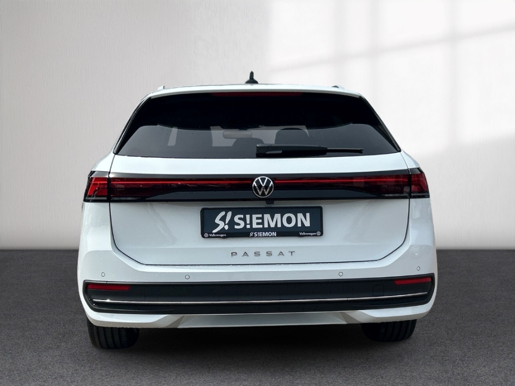 Fahrzeugabbildung Volkswagen Passat Variant 2.0 TDI DSG Business AHK NAVI ACC