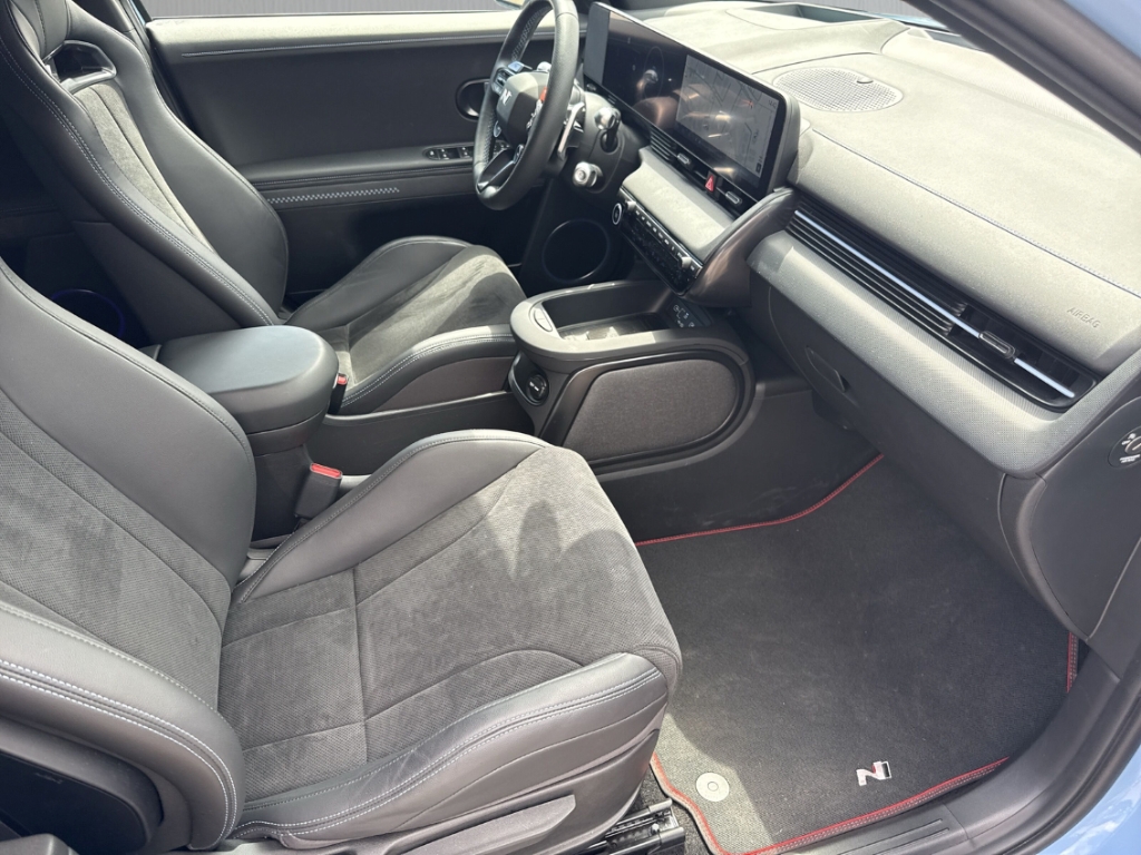 Fahrzeugabbildung Hyundai IONIQ 5 4WD 84kWh N-Performance Sitz-Paket HUD Navi Leder Digitales Cockpit