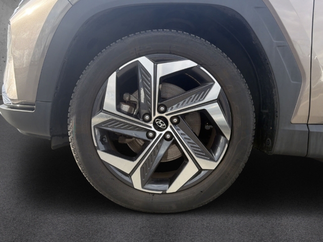 Fahrzeugabbildung Hyundai TUCSON PHEV 1.6 AT 4WD TREND AHK