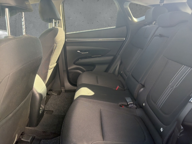 Fahrzeugabbildung Hyundai TUCSON PHEV 1.6 AT 4WD TREND AHK