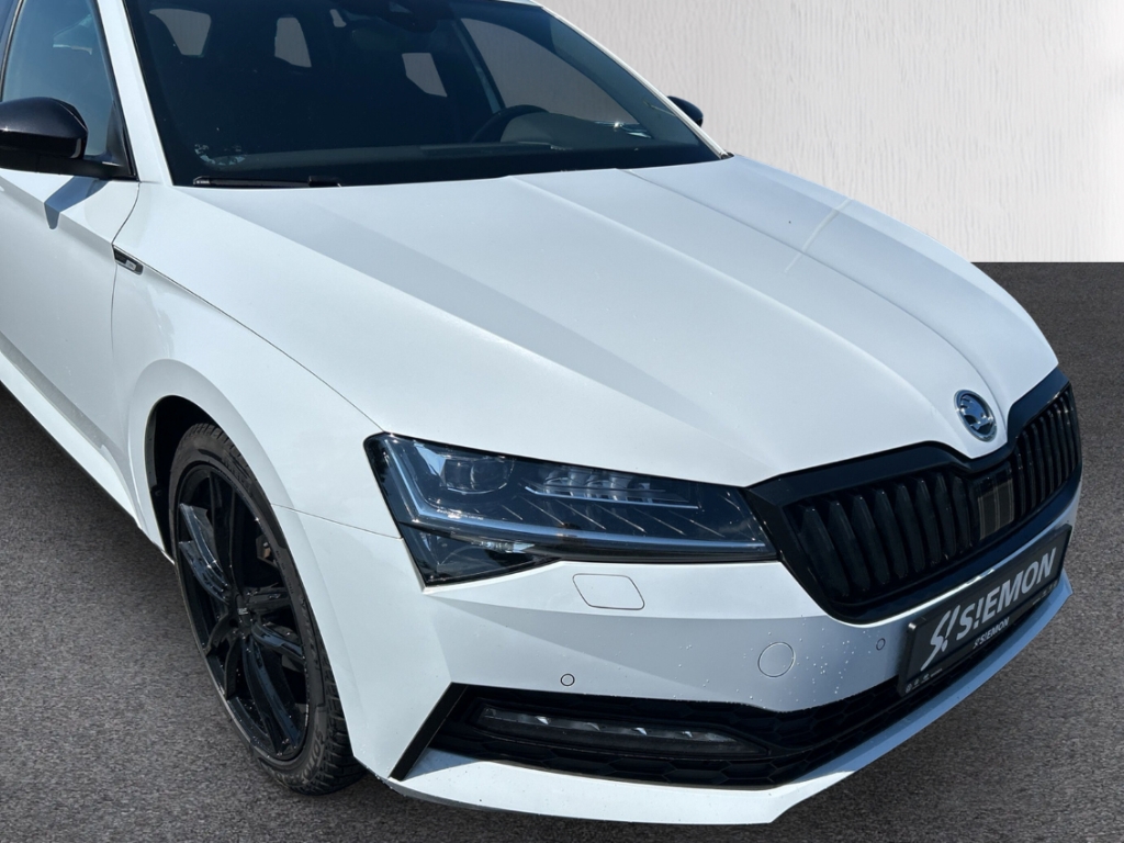 Fahrzeugabbildung SKODA Superb Combi TDI DSG Sportline MatrixLED Nav ACC