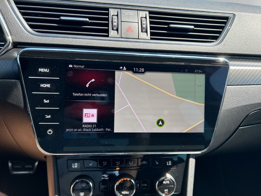 Fahrzeugabbildung SKODA Superb Combi TDI DSG Sportline MatrixLED Nav ACC