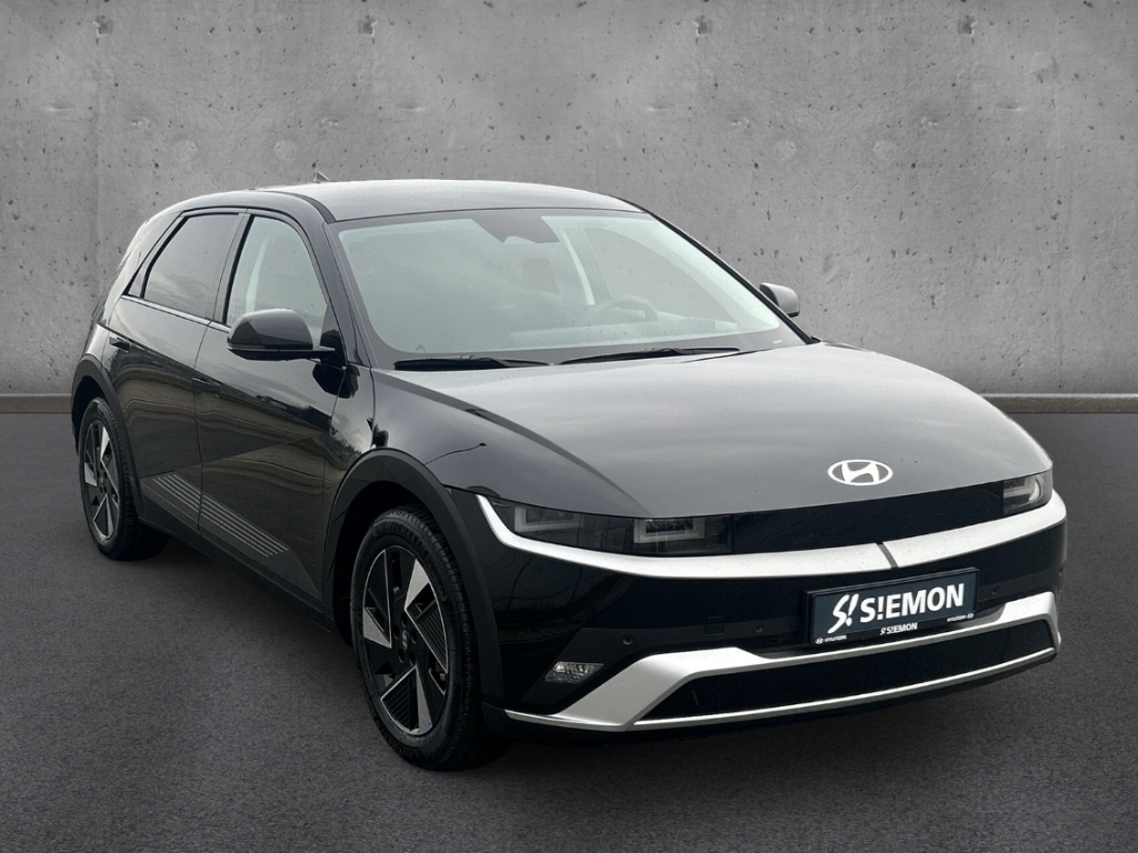 Fahrzeugabbildung Hyundai IONIQ 5 FL MY26 84kWh 2WD CENTRIQ Navi Digitales Cockpit LED ACC El. Heckklappe Apple CarPlay