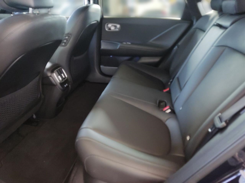 Fahrzeugabbildung Hyundai IONIQ 6 77,4kWh 4WD UNIQ 20LM HUD Navi Digitales Cockpit Memory Sitze Soundsystem