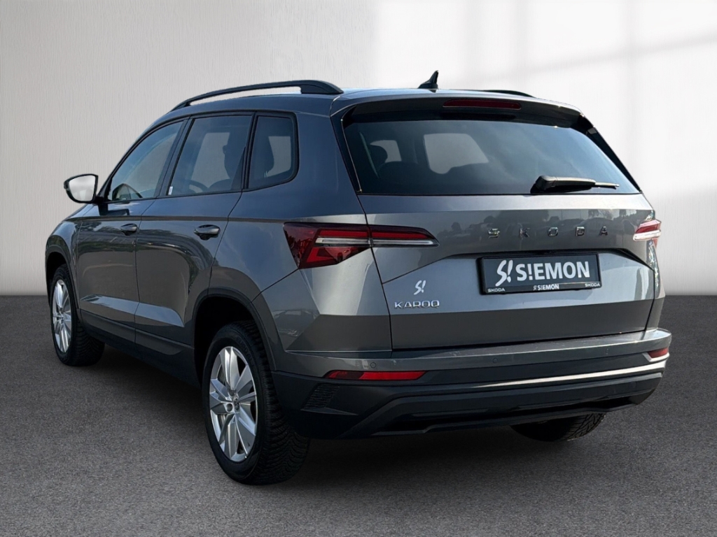 Fahrzeugabbildung SKODA Karoq 1.5 TSI Selection LED SHZ LHZ GRA RFK elHeck