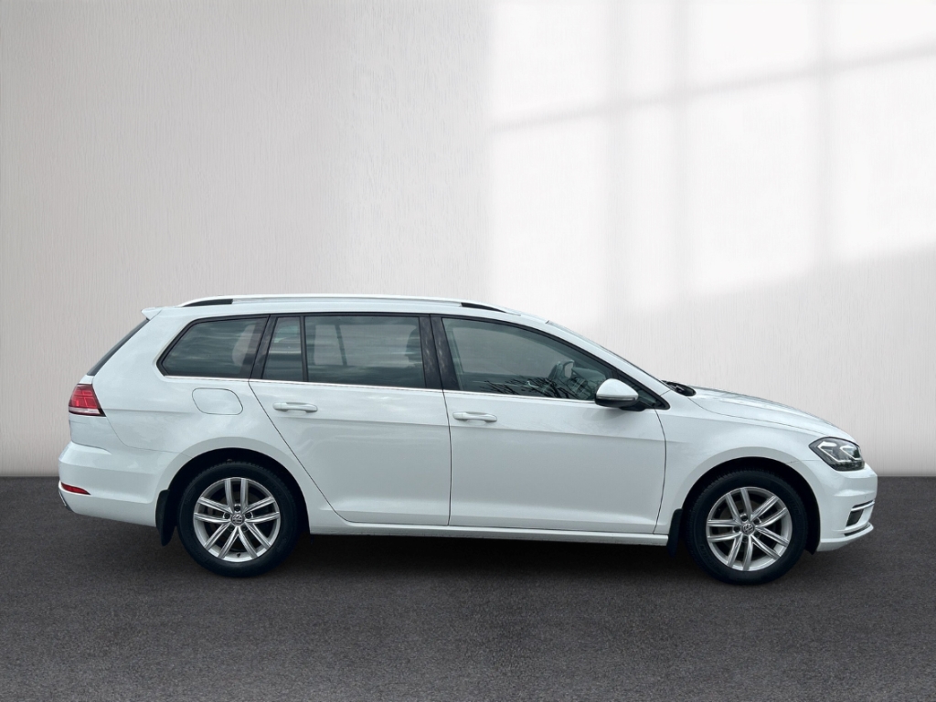 Fahrzeugabbildung Volkswagen Golf VII Highline 2.0 TDI 4Motion ACC PDCv+h SHZ Temp