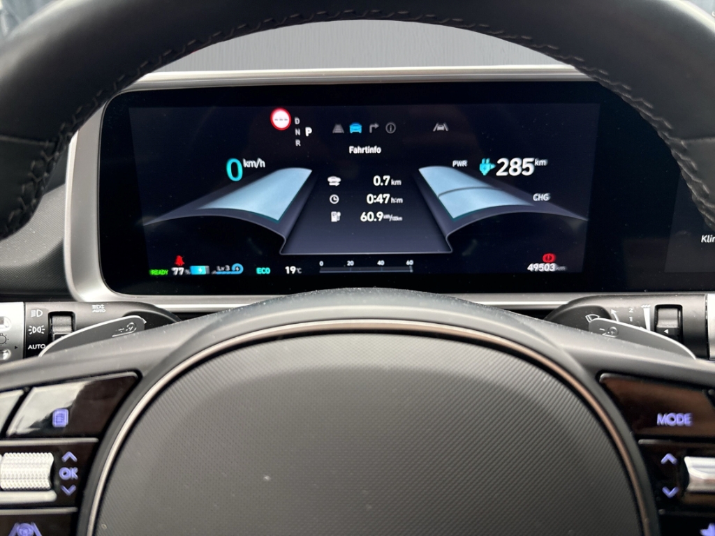 Fahrzeugabbildung Hyundai IONIQ 6 77,4kWh 4WD UNIQ Digi-Spiegel 20LM Schiebedach HUD Navi Digitales Cockpit Memory Sitze