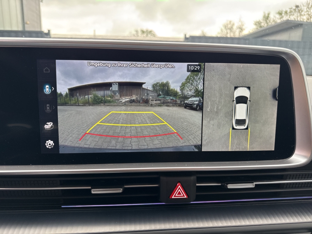Fahrzeugabbildung Hyundai IONIQ 6 77,4kWh 4WD UNIQ Digi-Spiegel 20LM Schiebedach HUD Navi Digitales Cockpit Memory Sitze