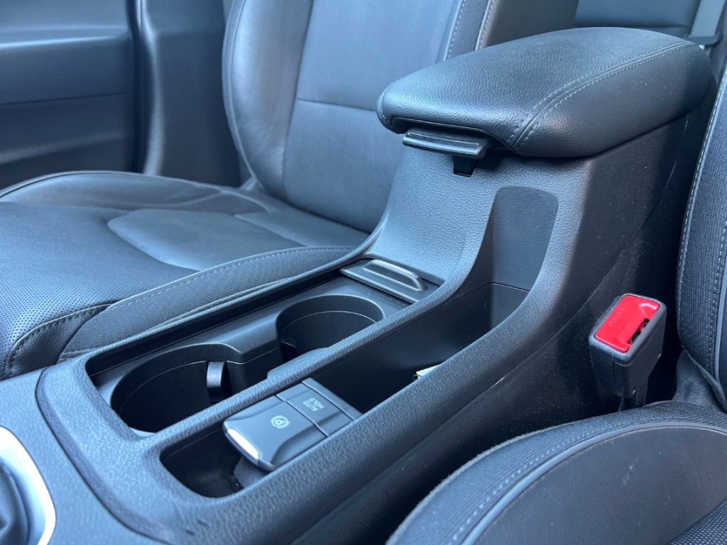 Fahrzeugabbildung Hyundai i30 Fastback 1.5 T-GDI Prime Pano Navi Leder Memory