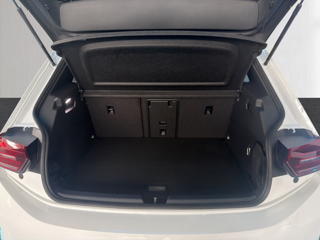 Fahrzeugabbildung Volkswagen ID.3 Neo Style LED AHK PANO LM19 Wärmepumpe WKR