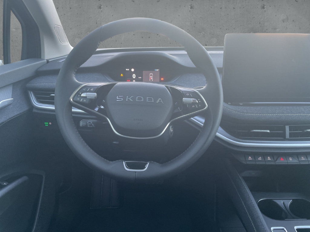 Fahrzeugabbildung SKODA Elroq 60 Selection AHK LED Navi PDC Klima ACC SHZ