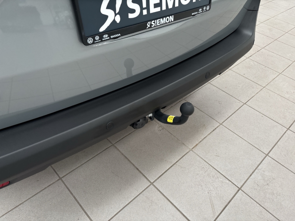 Fahrzeugabbildung Ford Tourneo Courier Titanium AHK AAC LM17 Winterpak.