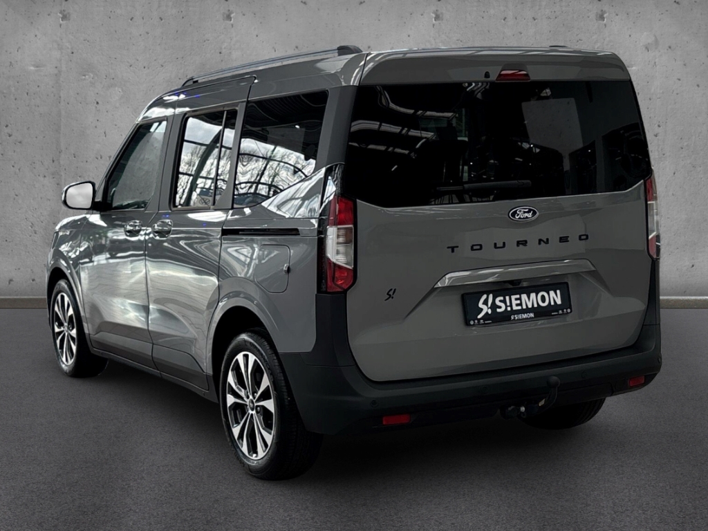 Fahrzeugabbildung Ford Tourneo Courier Titanium AHK AAC LM17 Winterpak.