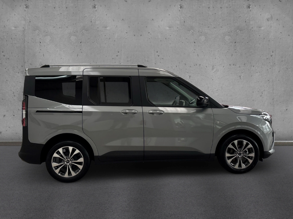 Fahrzeugabbildung Ford Tourneo Courier Titanium AHK AAC LM17 Winterpak.