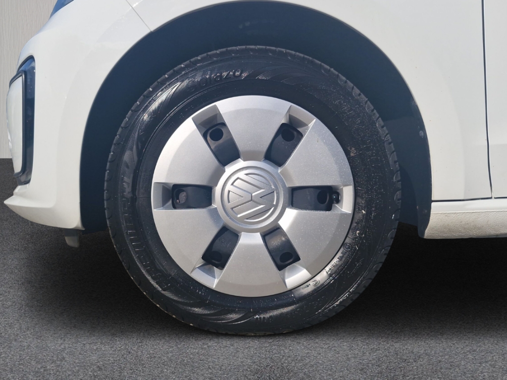 Fahrzeugabbildung Volkswagen up e-up! move Klimaauto behWSS Tempo SHZ PDC Kamera