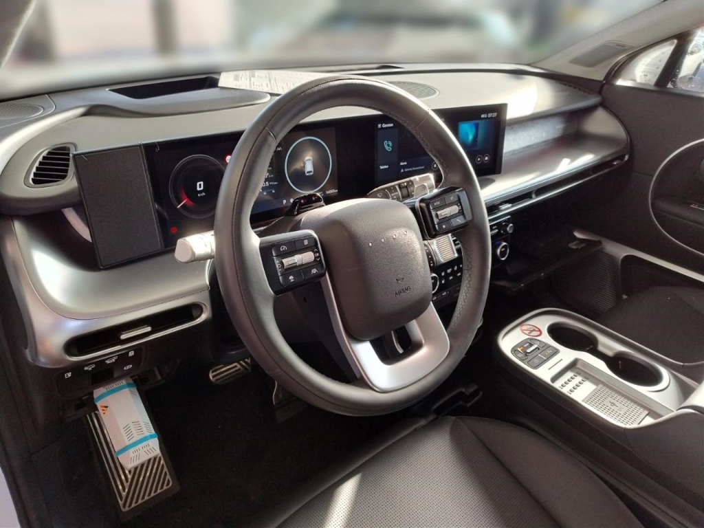Fahrzeugabbildung Hyundai IONIQ 9 110 kWh 4WD 6-Sitze UNIQ Swivel Pano-Schiebedach MY26 HUD Niveau