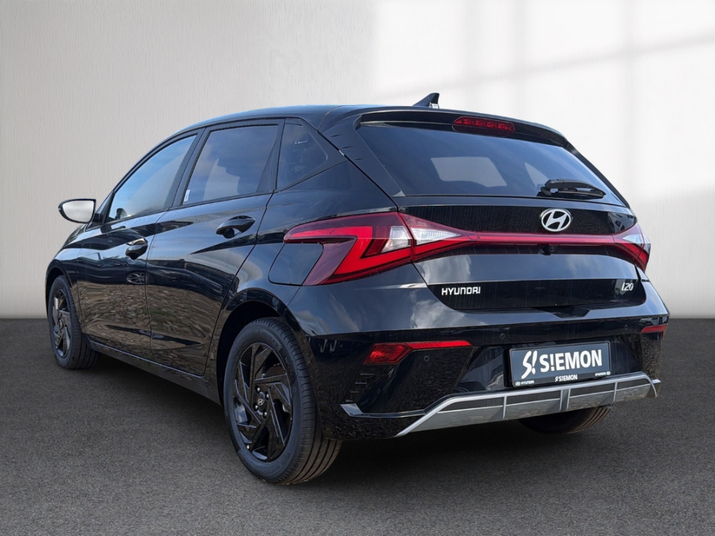 Fahrzeugabbildung Hyundai i20 FL MY26 1.0 T-GDI MT Blackline Navi Soundsystem Bose LED Apple CarPlay Android Auto